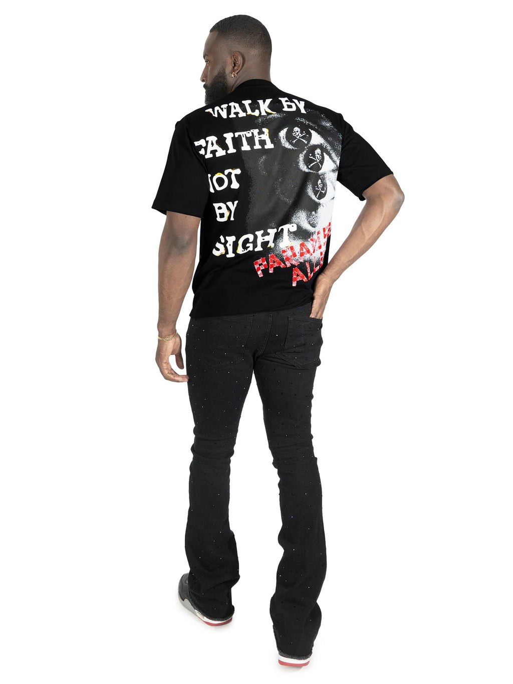 F172 Walk By Faith Box Tee - Black