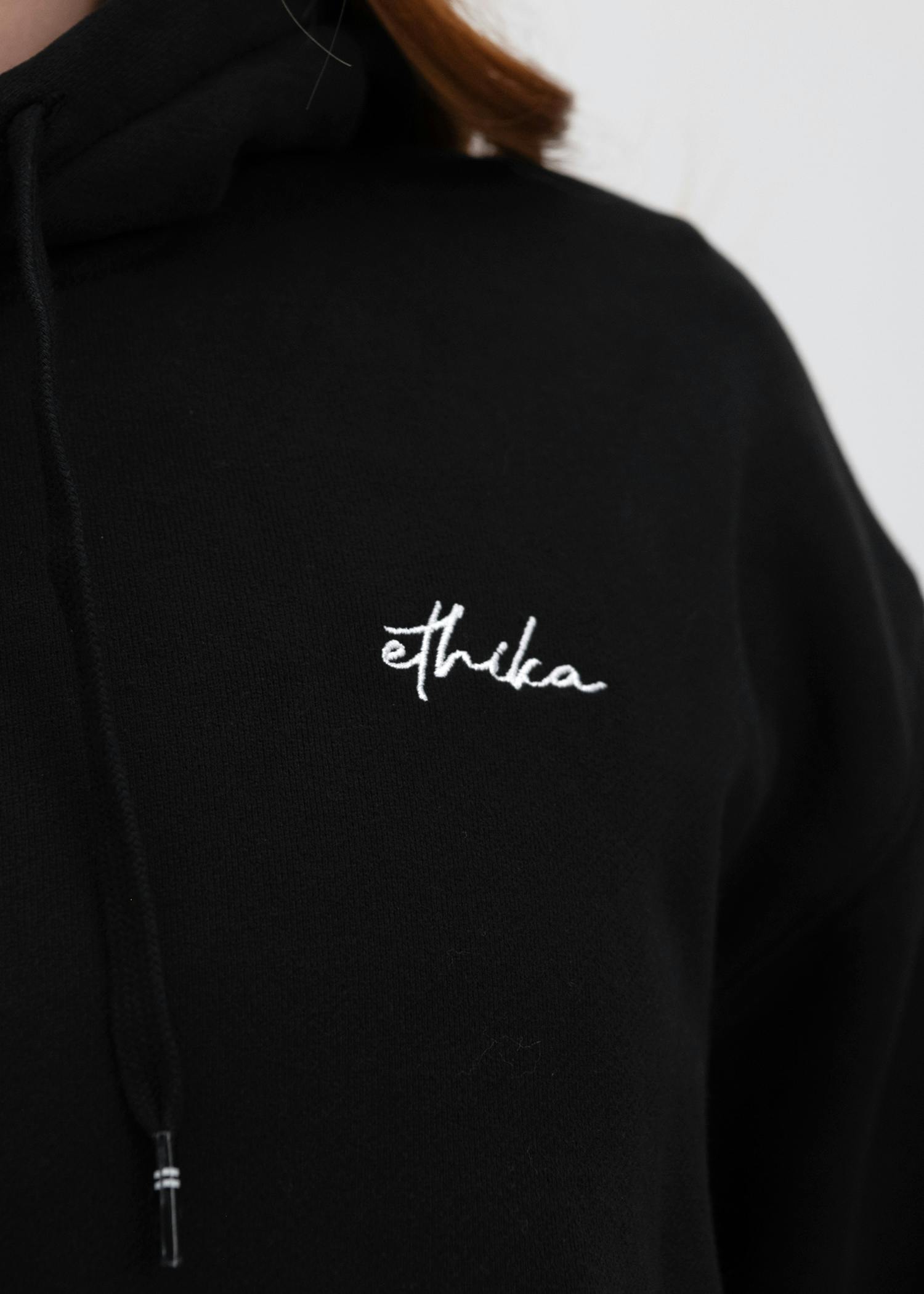 Black | Womens Fitted Zip Hoodie